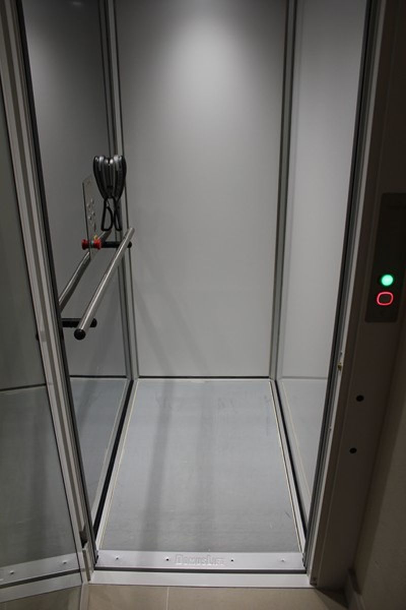 Ascenseur élévateur pour intérieur de maison en région parisienne