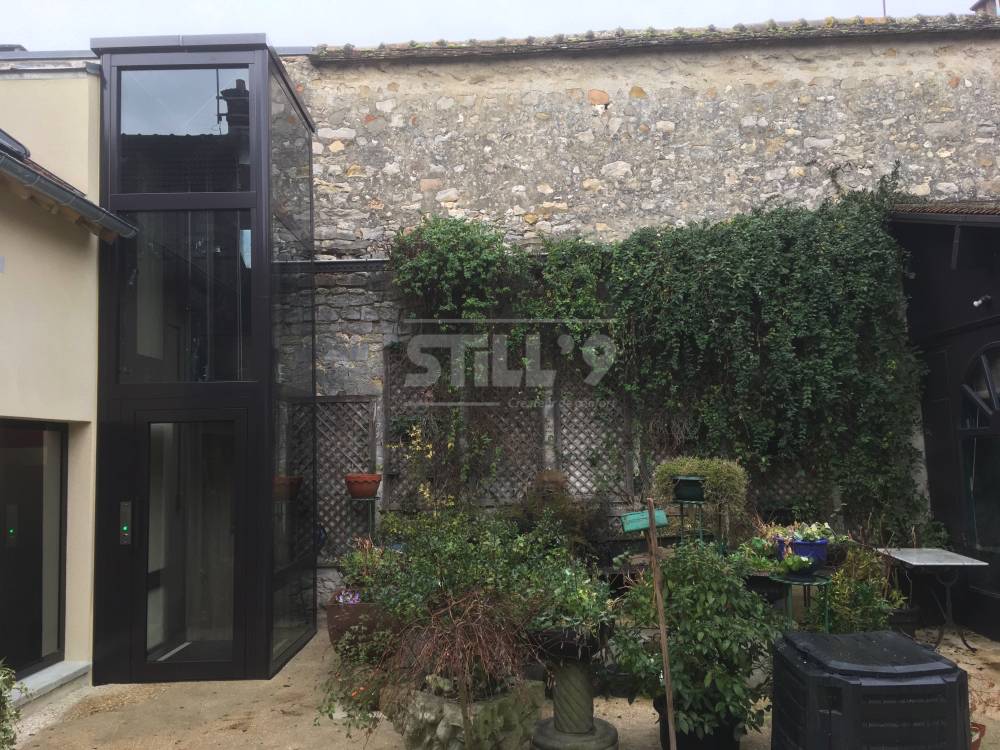 Implantation d'un ascenseur privé pour personnes âgées à Milly le Foret 91