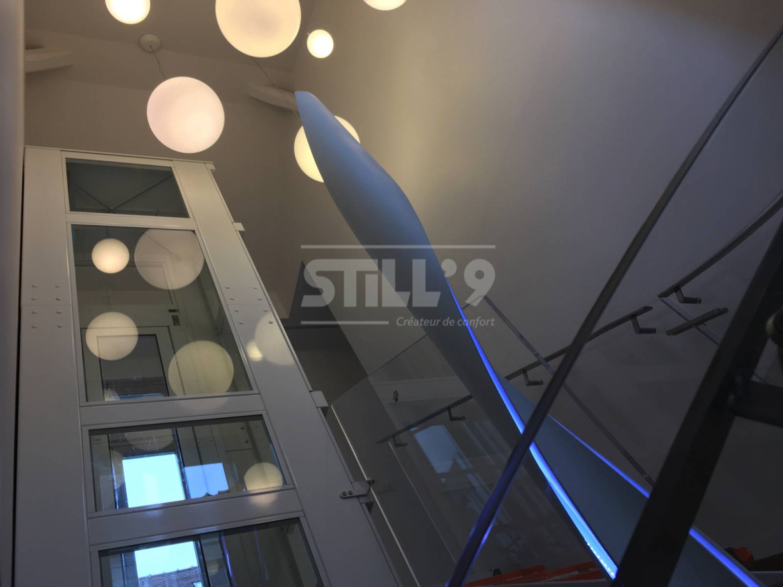 S'équiper d'un ascenseur élévateur privatif intérieur XS à Paris 75