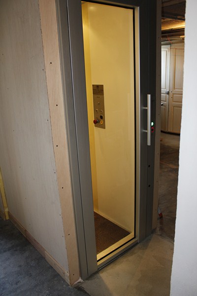 Monter un ascenseur de petite dimension à côté de Vernouillet 28