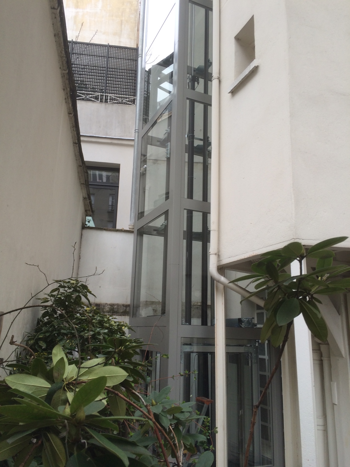 Adapter un ascenseur pour appartement à Paris