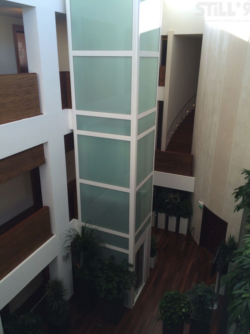 Réalisation d'un ascenseur pour personnes à mobilité réduite vers Rambouillet 78