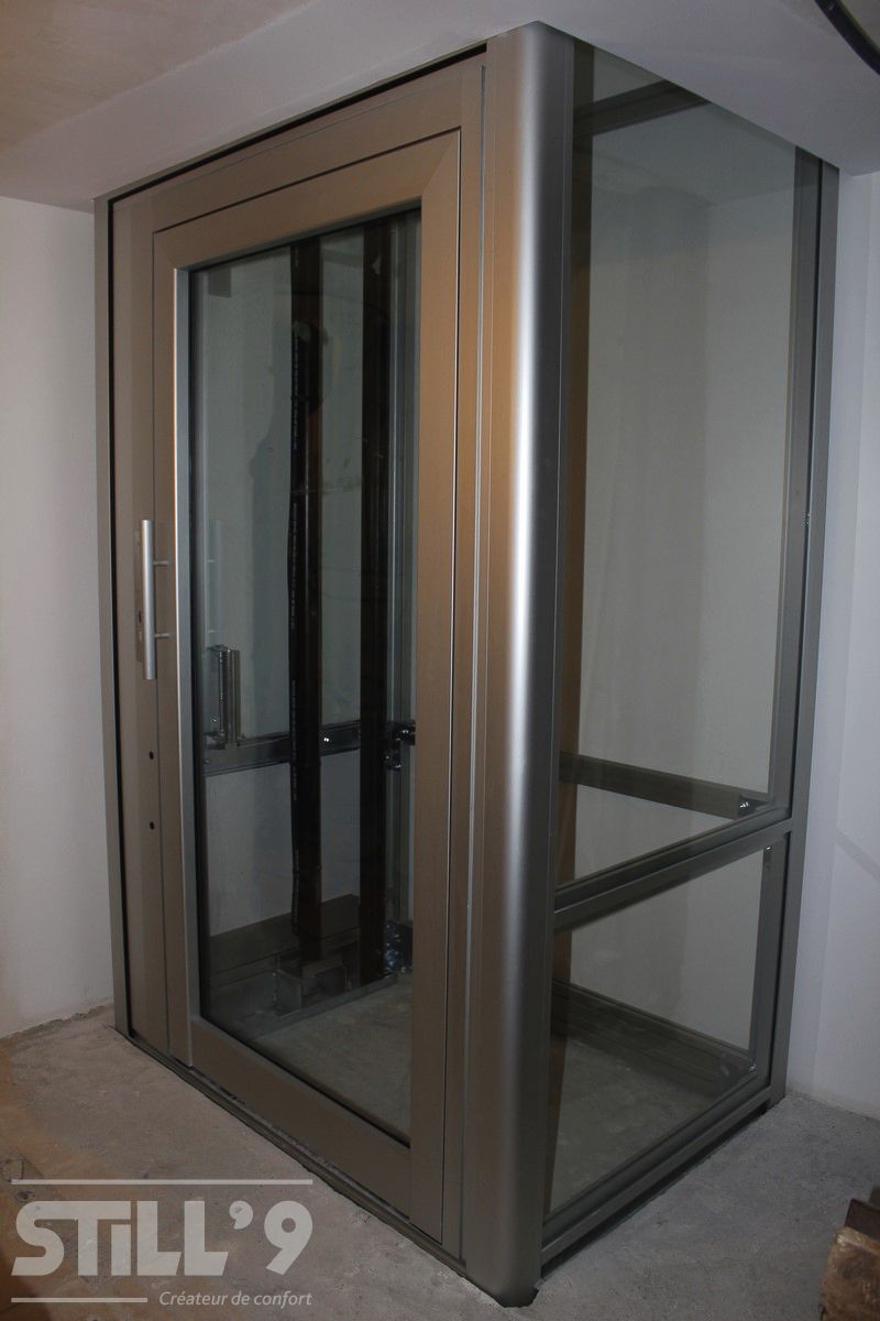 Installation d'élévateur privé en structure auto-portante en Essonne 91