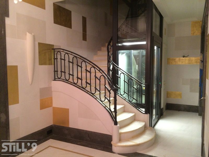 Distributeur ascenseur privatif en structure auto-portante autour de Quincy sous Sénart 91