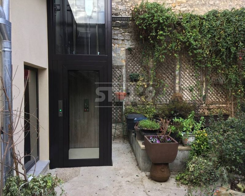 Elévateur extérieur privatif proche de Versailles 78