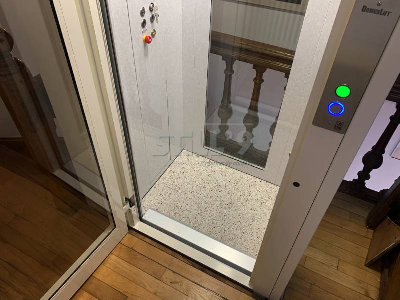 Création d'un petit élévateur privé intérieur dans le Somme 80