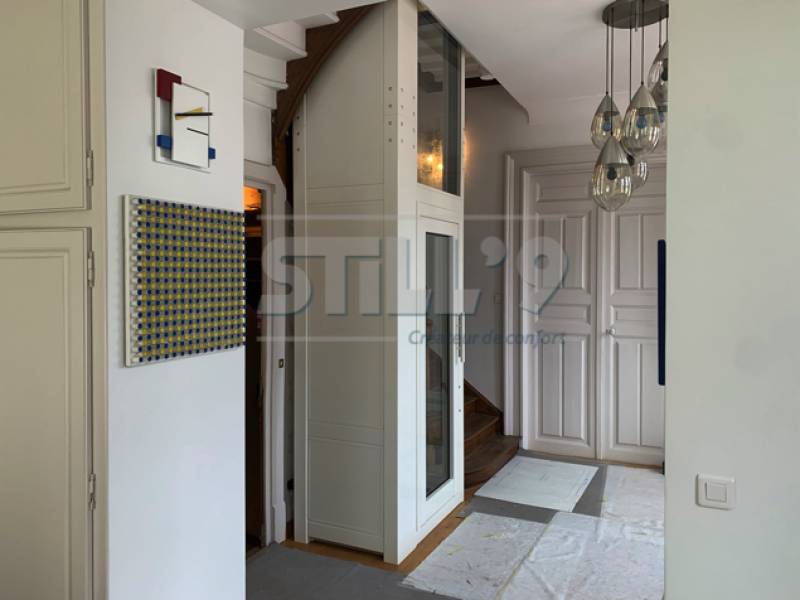 Mise en place d'un élévateur ascenseur tout petit pour maison autour d'Amiens 80