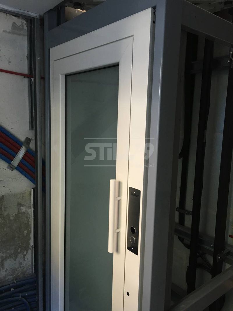 Implantation d'un élévateur intérieur privatif à Paris 75