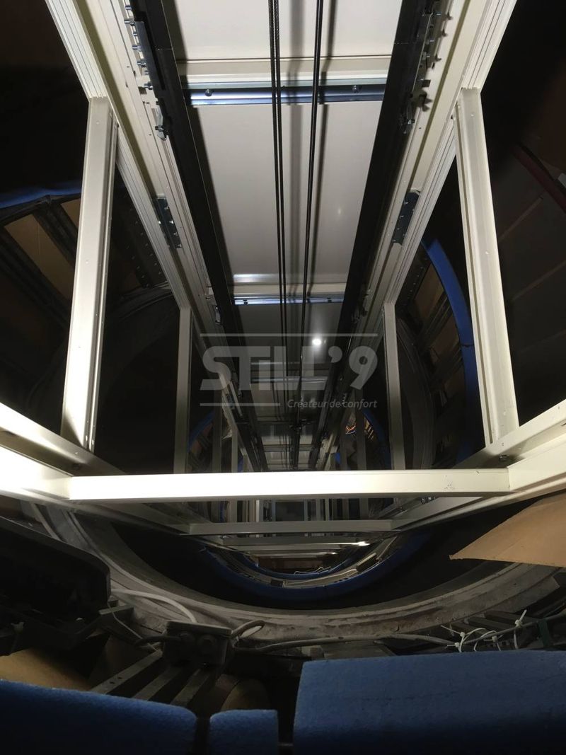 Fixer une structure auto-portante intérieure vers les Hauts de Seine 92