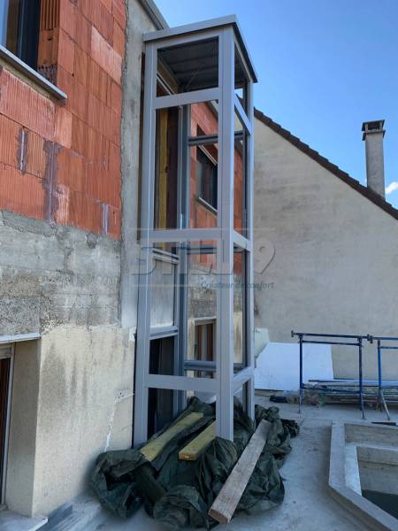 Mise en place d'un ascenseur élévateur extérieur à proximité des Hauts de Seine 92