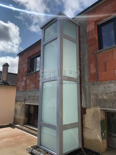 Utilisation d'un ascenseur élévateur extérieur à l'habitation autour d'Antony 92