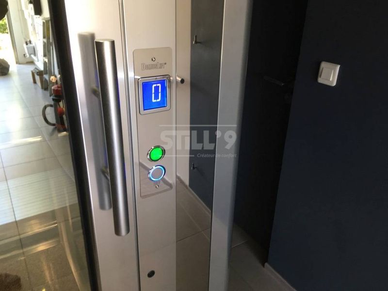 Implanter un ascenseur privatif dans une villa aux Antilles