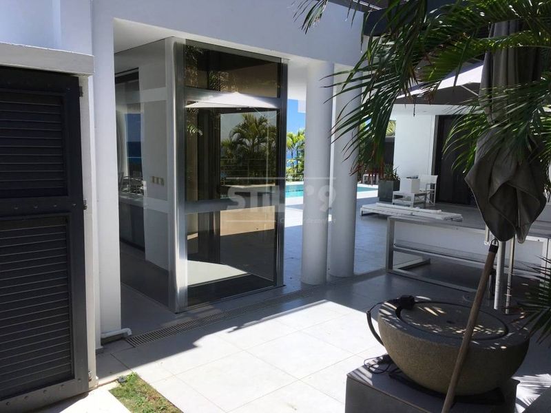 Utilisation d'un élévateur de maison privée autour des Antilles Françaises