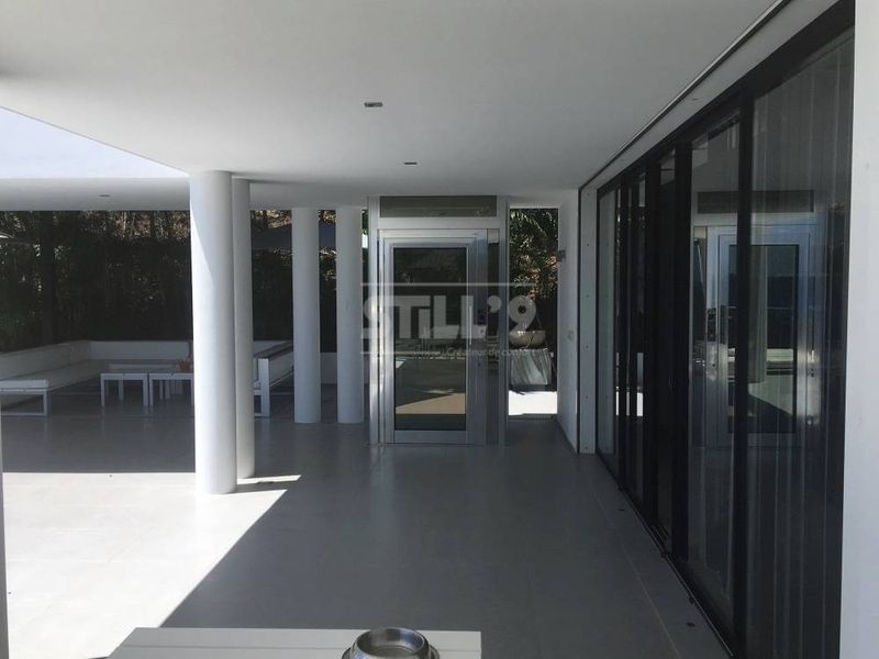 Mettre un élévateur privé dans une villa à Saint Barthélémy