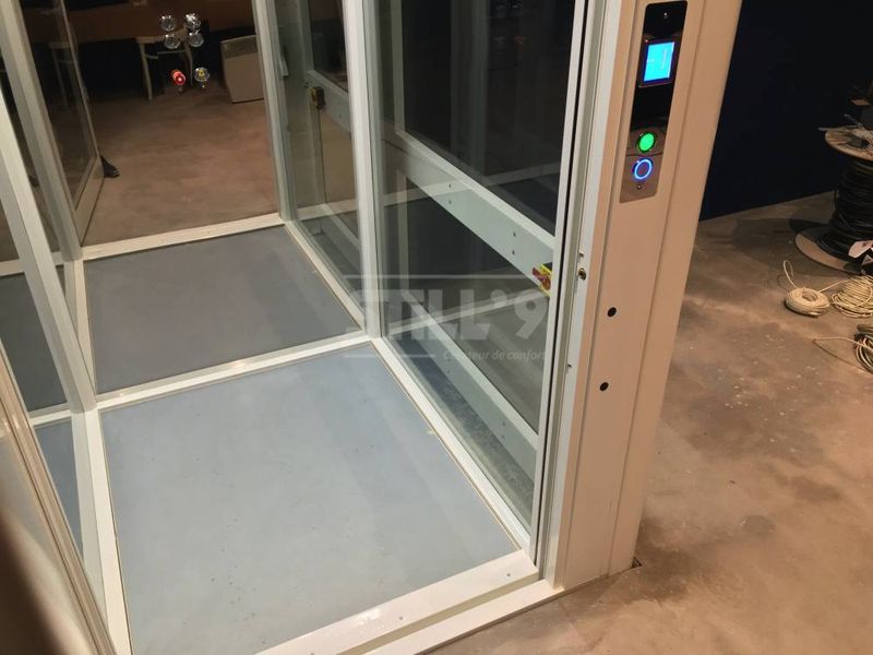 Pose d'un ascenseur pour maison privative dans l'Oise 60