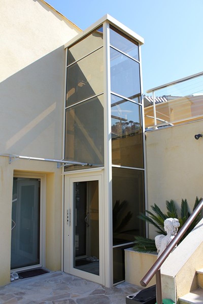 Fabricant d'ascenseur pour particulier proche de Villefranche sur mer