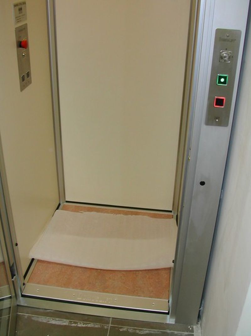 Placer un monte personne de petites dimensions dans le 75