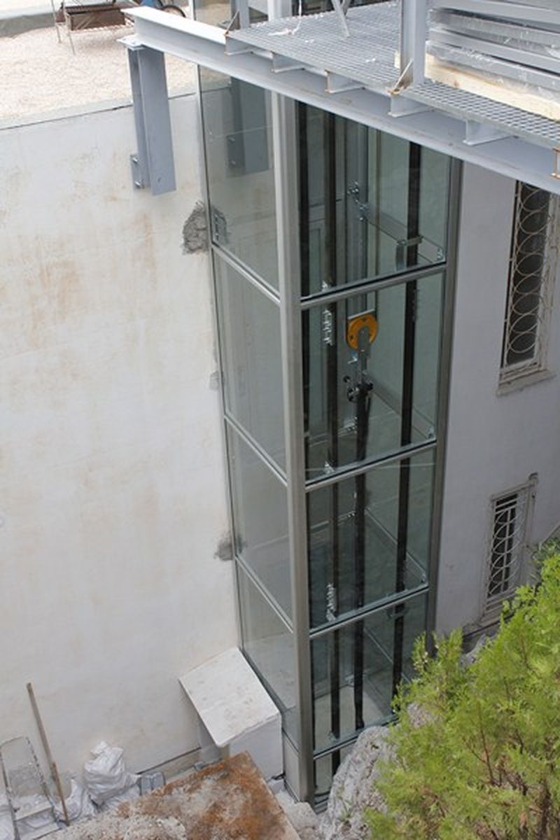 Ascenseur pour extérieur autour de Villefranche 06