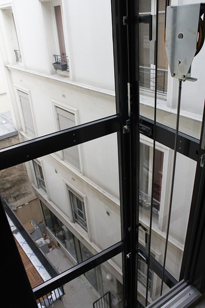Ascenseur résidentiel vitré en région parisienne