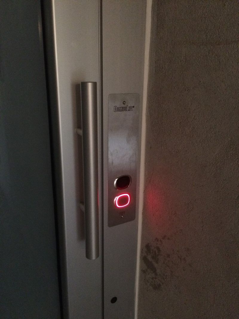 Aménager un ascenseur Domuslift Small autour des Hauts de Seine