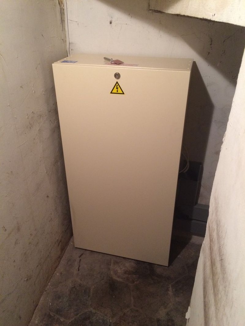 Montage d'un petit ascenseur à proximité de Clamart