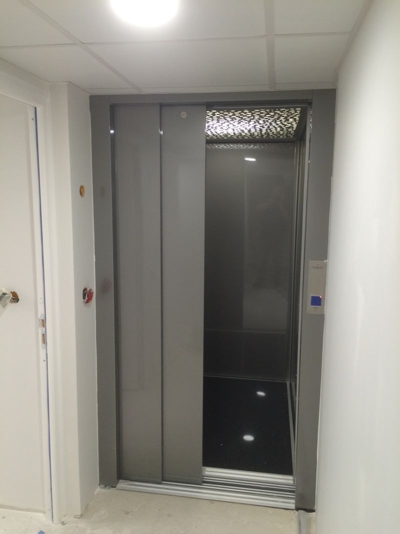 Commercialiser un ascenseur epmr proche de Maisons-Laffitte