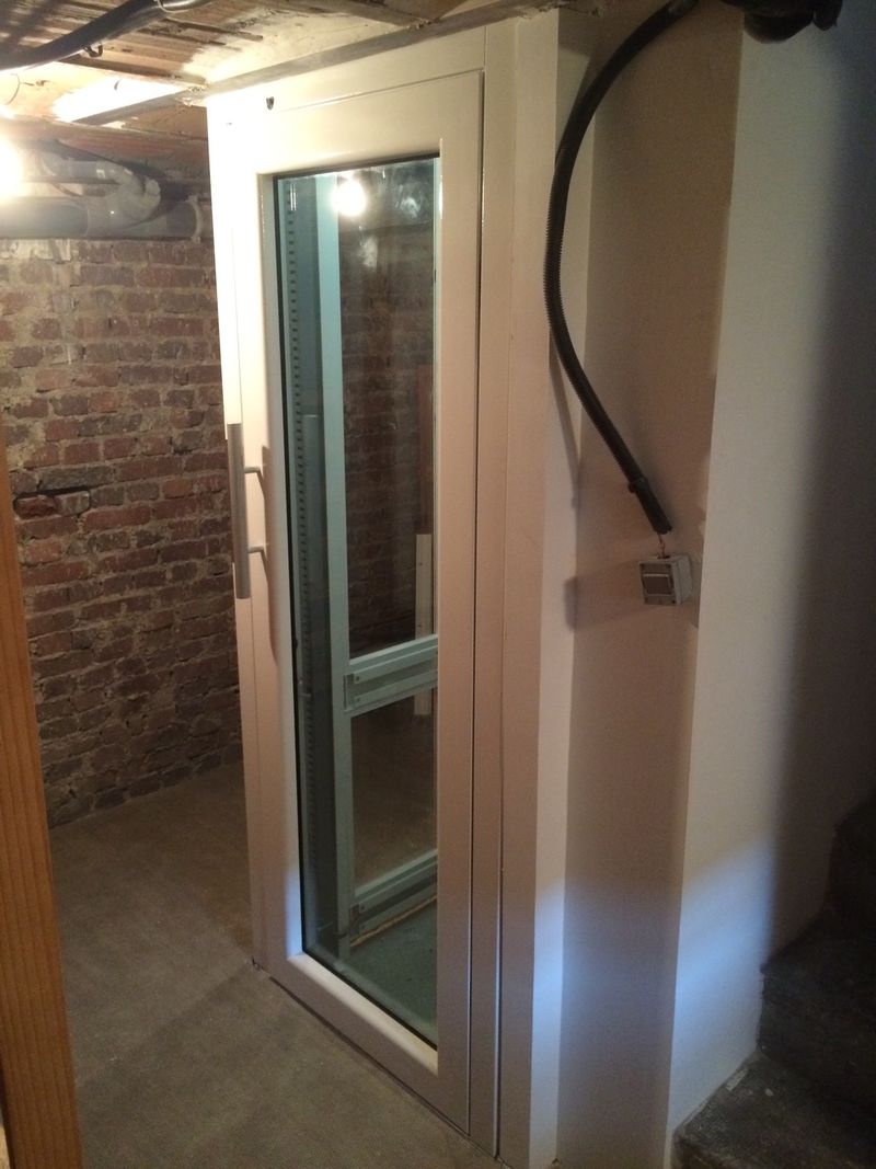 Installation d'un petit élévateur privatif vers Rueil Malmaison