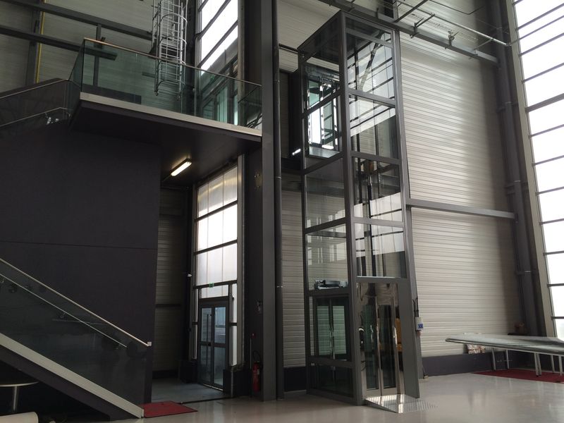 Arranger une plate-forme aux alentours du 93