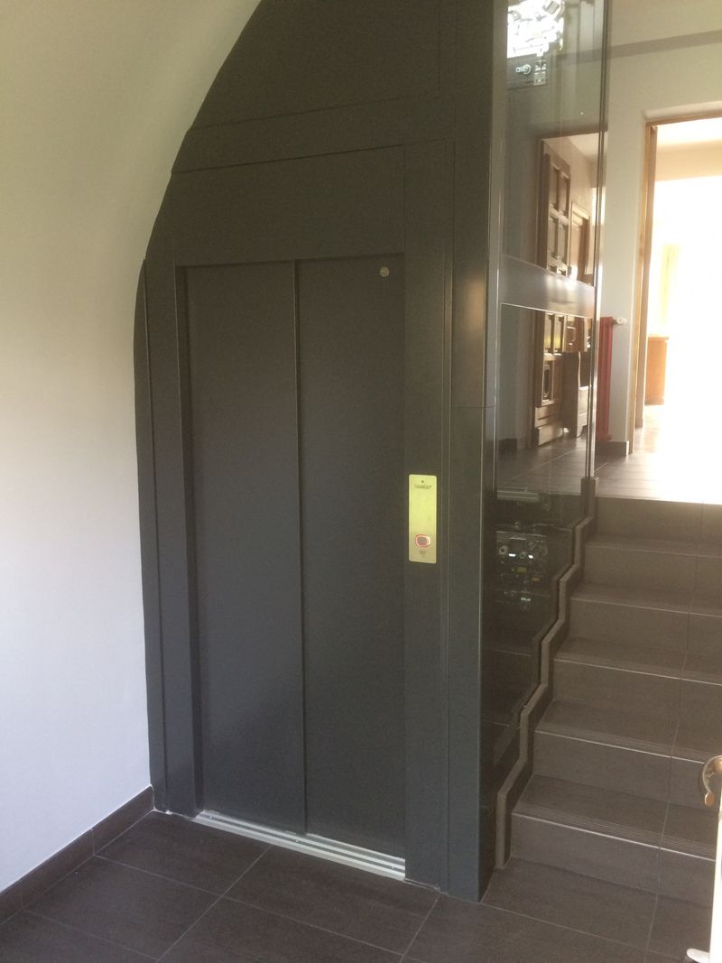 Agencer un élévateur extérieur pour personnes handicapés dans le 93