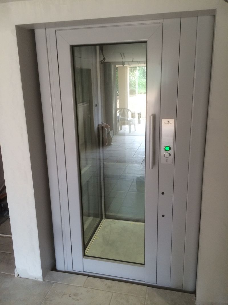 Installation ascenseur de maison individuelle à Nice 06