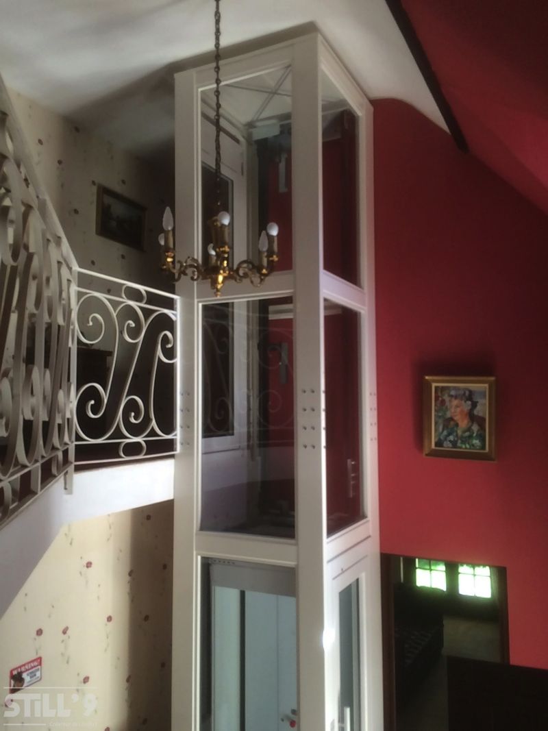 Montage d'un mini ascenseur privatif à côté de Bièvres 91