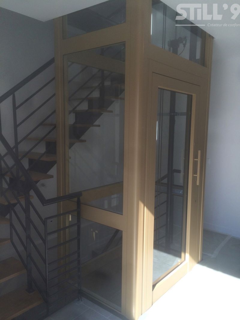 Implantation d'un ascenseur vitré privatif autour de la Garenne-Colombes 92