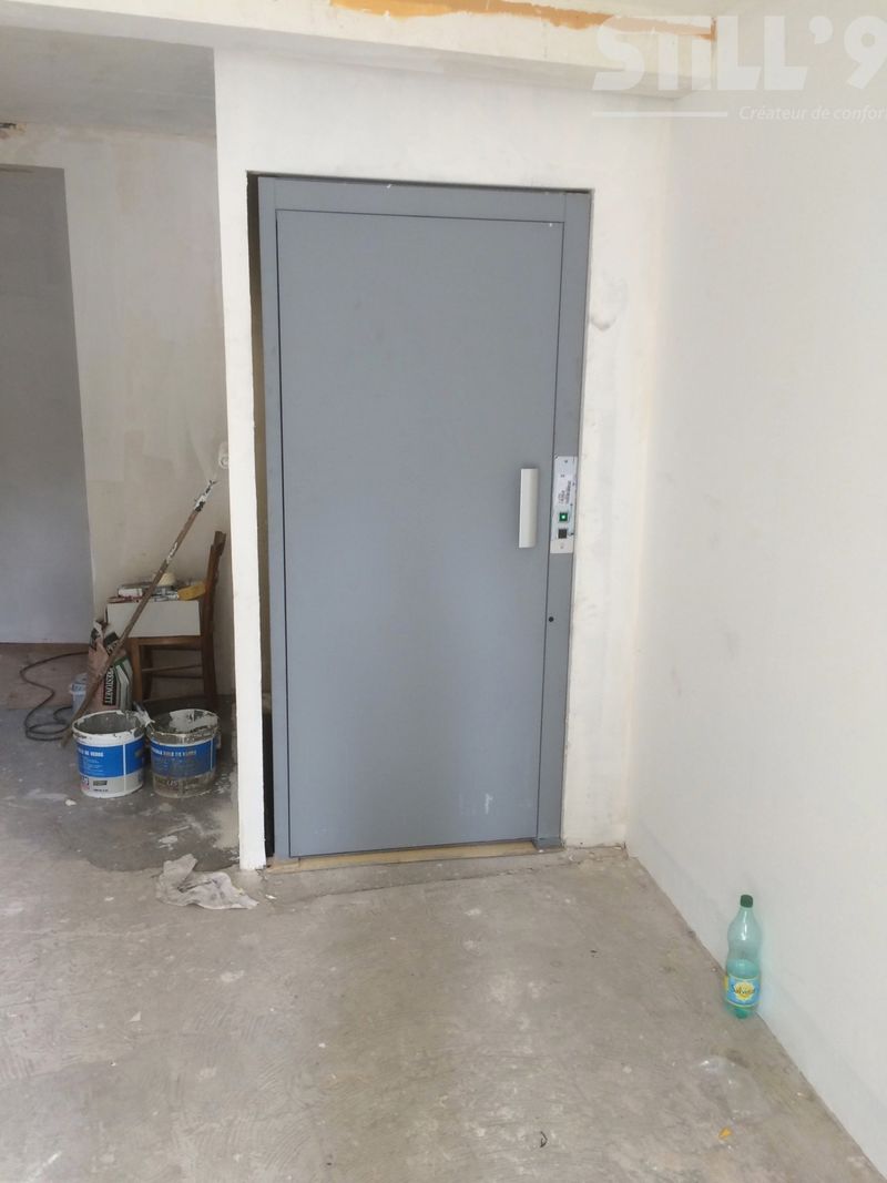 Installation d'un élévateur de petites dimensions autour d'Orsay 91