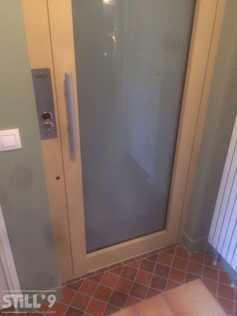 Pose d'un ascenseur de maison à proximité de Sèvres 92