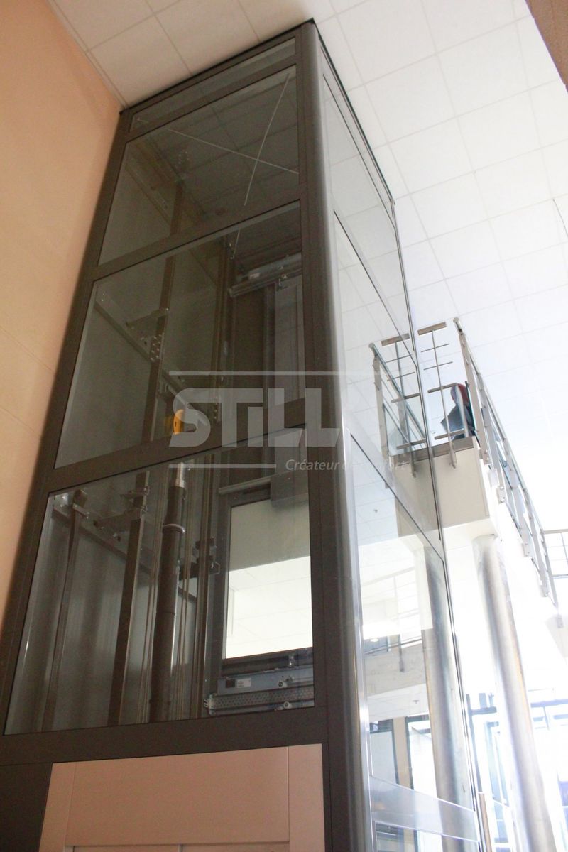 Placer un élévateur PMR dans un bâtiment recevant du public dans les Yvelines 78