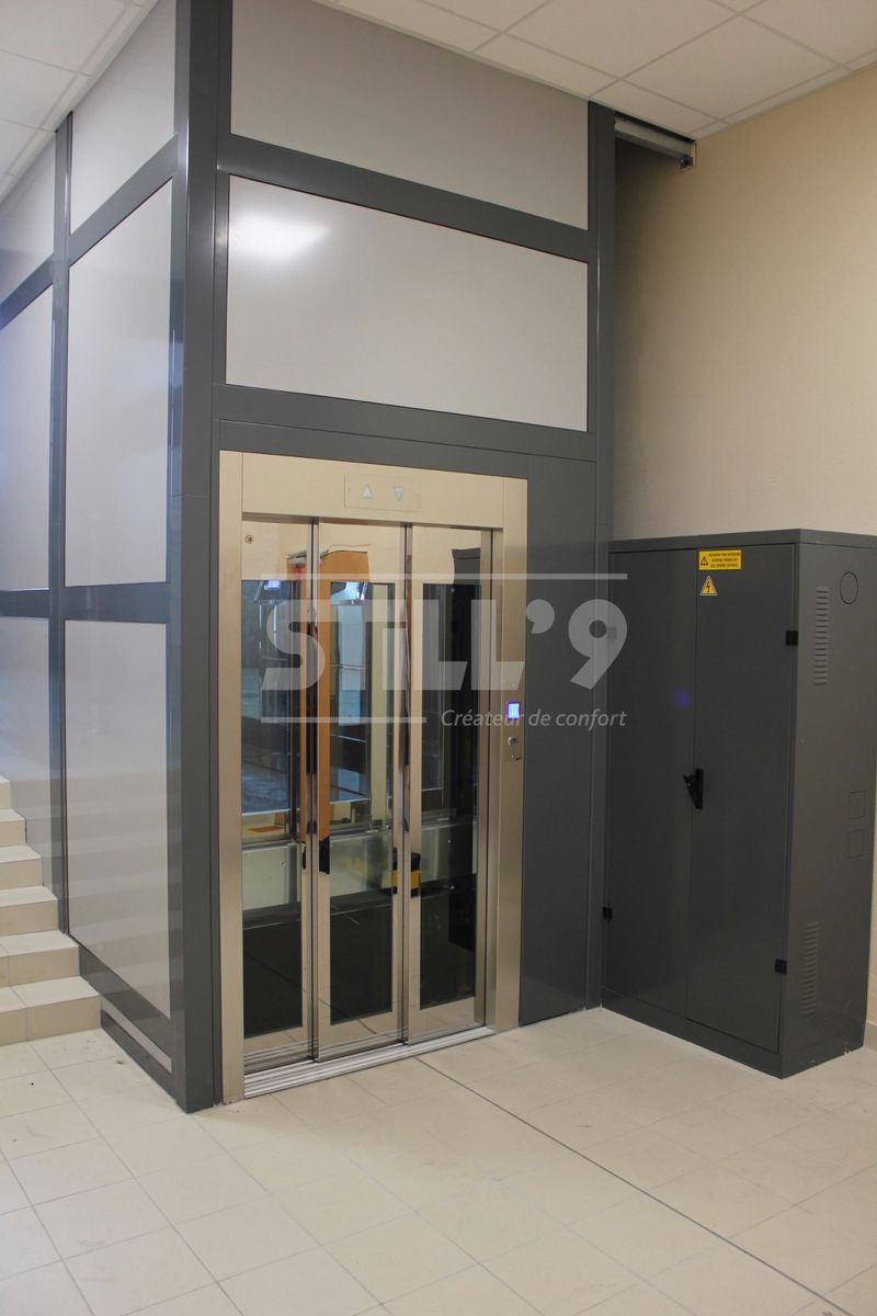 Trouver un ascenseur public dans les environs de Versailles 78