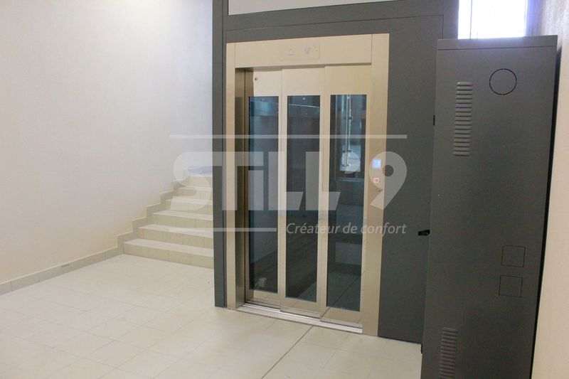 Positionner un ascenseur dans un ers à proximité de Versailles 78