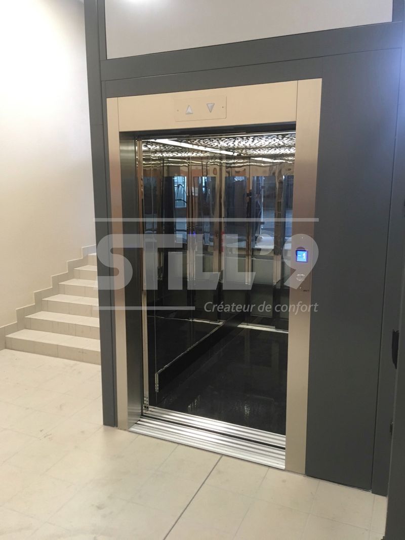 Agencer un élévateur pour bâtiment recevant du public proche de Versailles 78