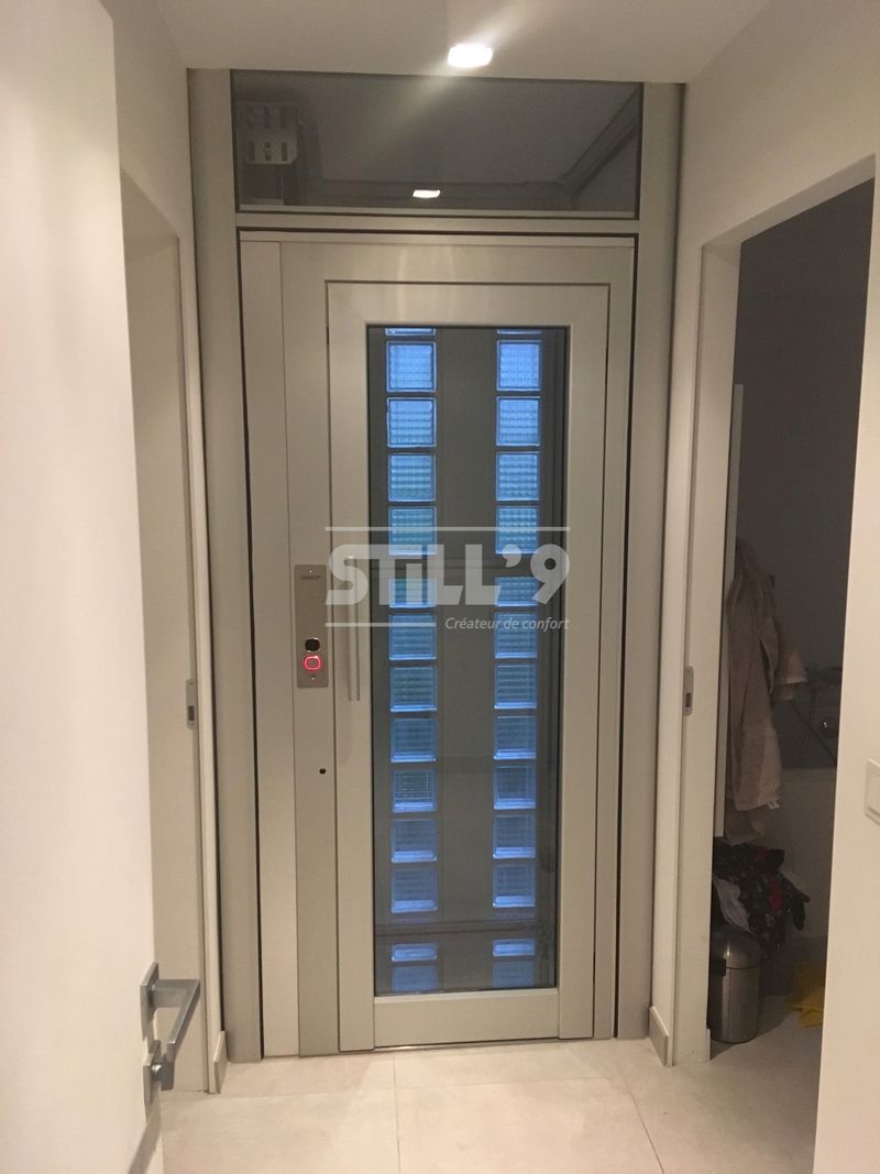 Montage d'un élévateur privé proche des Hauts de Seine 92