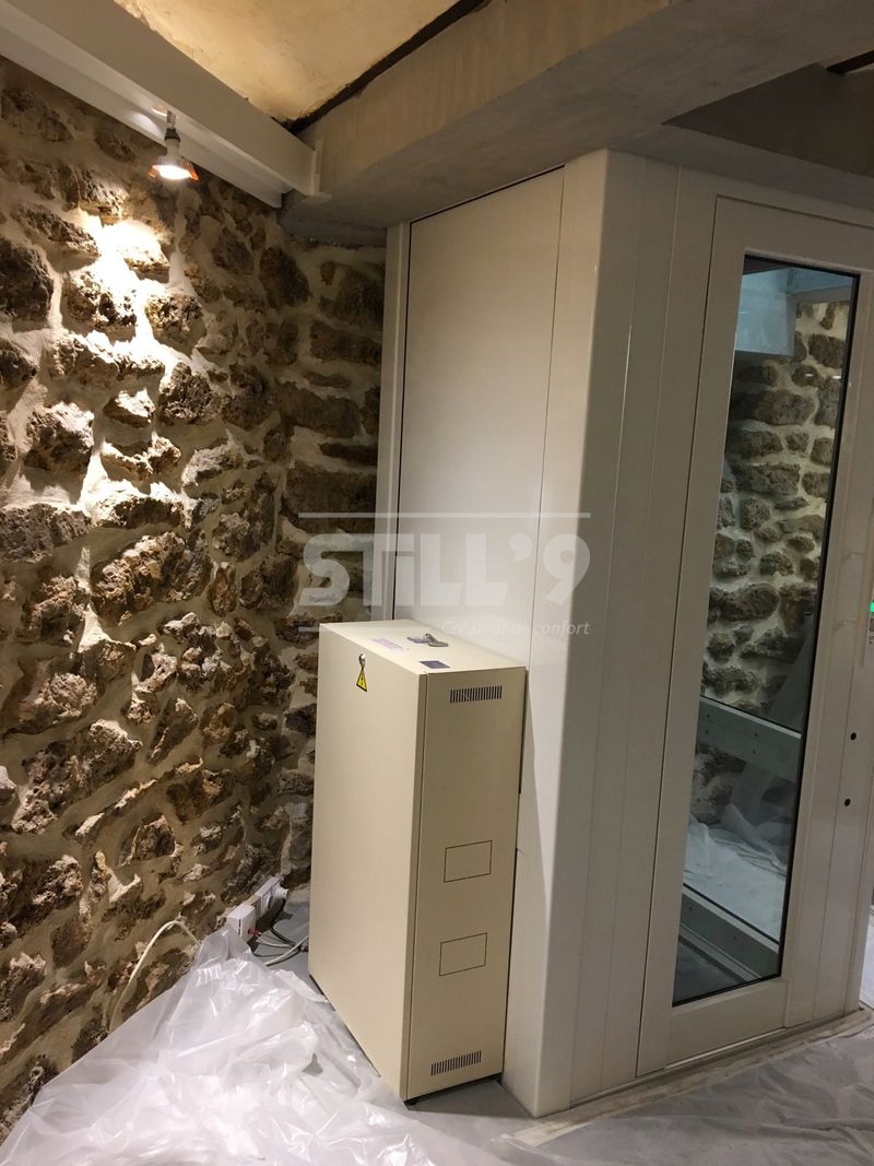 Livraison d'un appareil élévateur pour personnes âgées à Vincennes 94