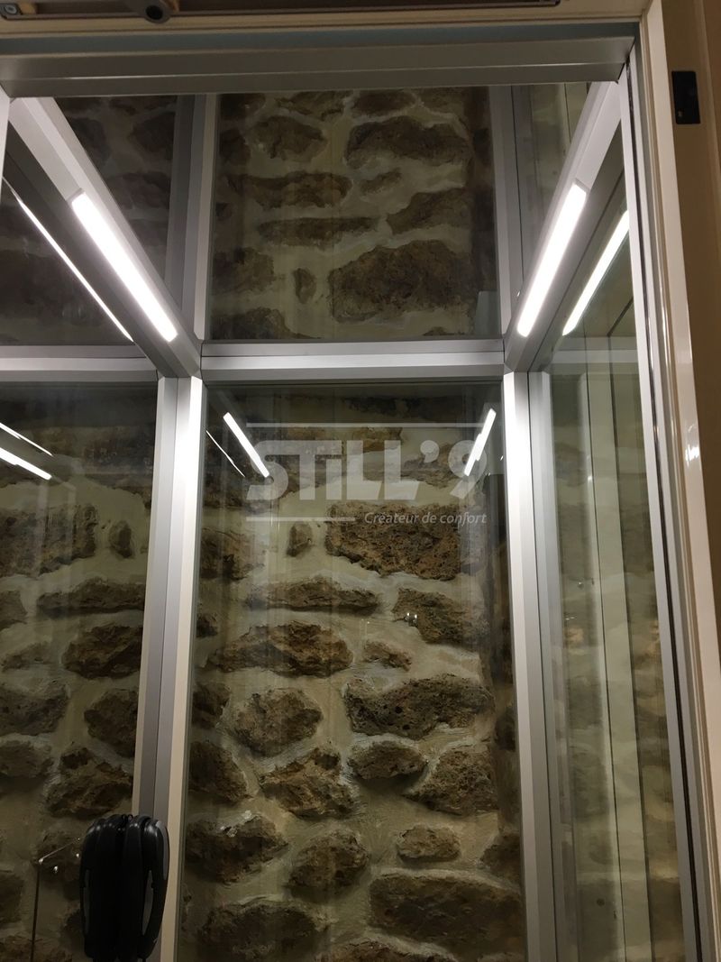 Vendre un ascenseur élévateur pour personnes âgées vers Vincennes 94