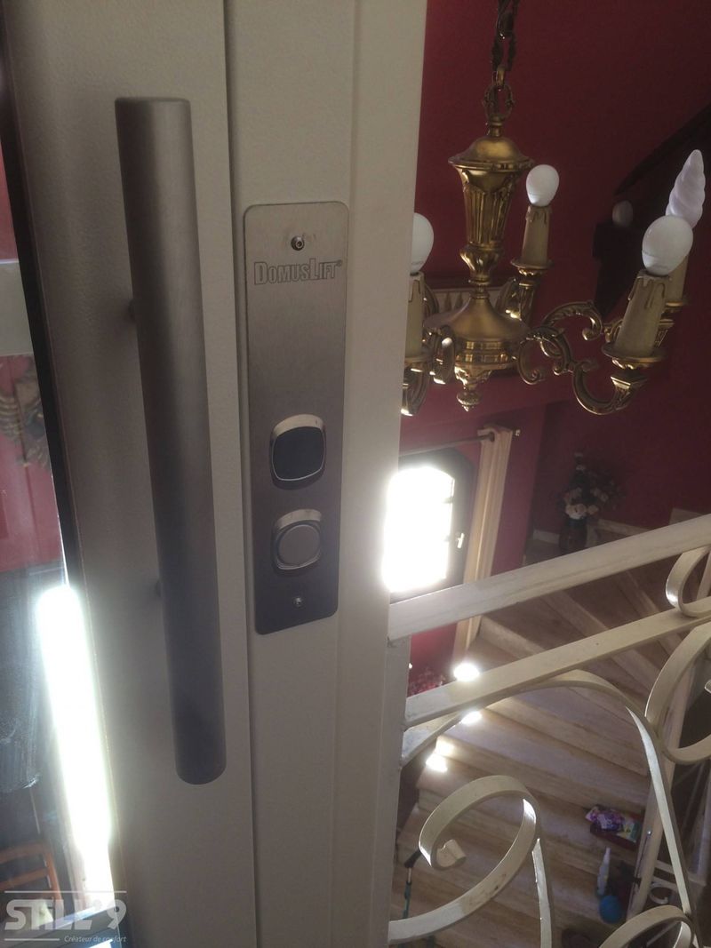 Aménagement d'un ascenseur privatif intérieur près de Saint-Germain-en-Laye 78